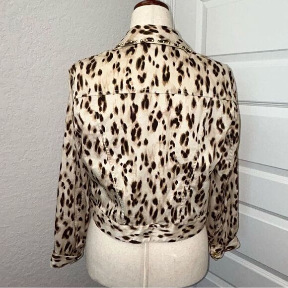 Chico’s Animal Print Button Front Crop Jacket Chicos - Picture 2 of 6